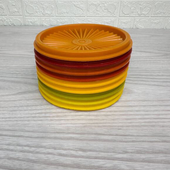 Tupperware Replacement Lids Set of 9 Vtg Starburst Seal Lid Cover 5" Multicolor - Picture 2 of 9
